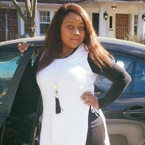 Meet your Posher, Carline